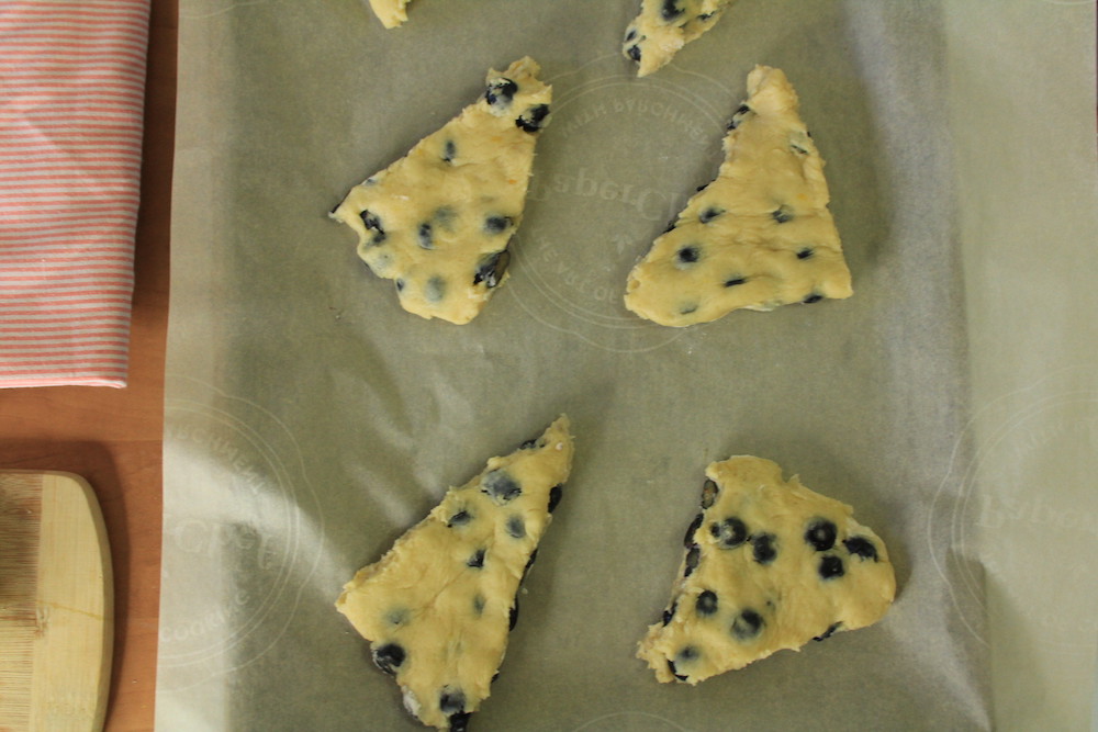 Blueberry scones brunch recipe Quady moscato