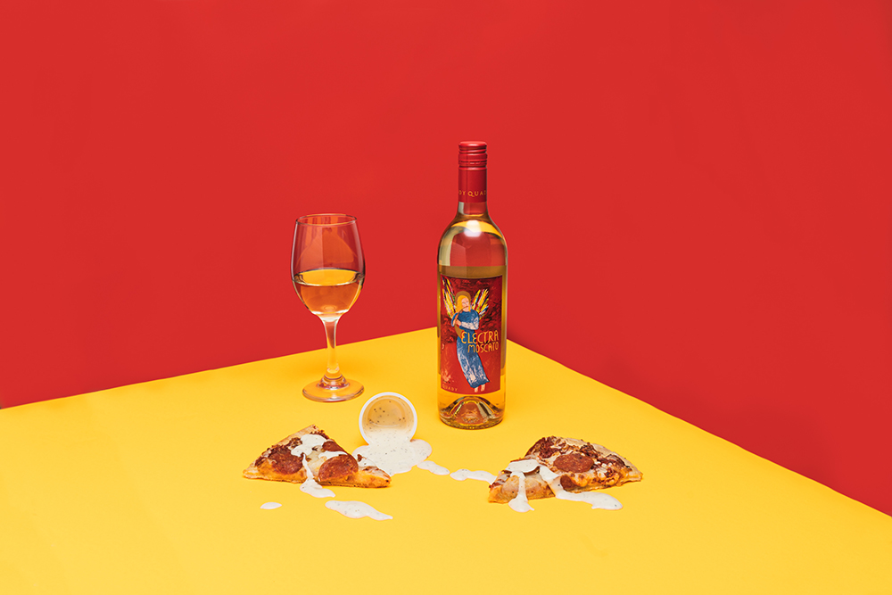 Takeout Food Pairing: Electra Moscato with pepperoni pizza