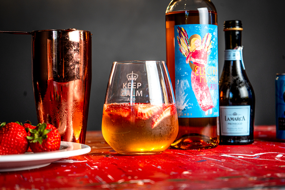 Strawberry Fizz sparkling wine cocktail with Electra Moscato Rosé